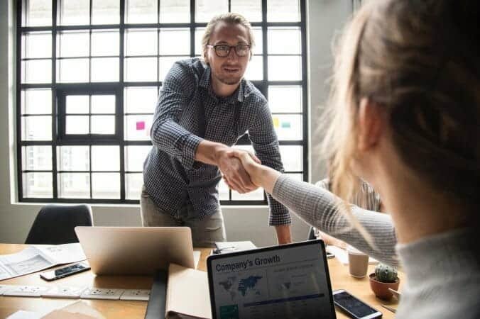 Reprendre une entreprise : comment faire une bonne affaire ?, transmission d'entreprises en Tunisie