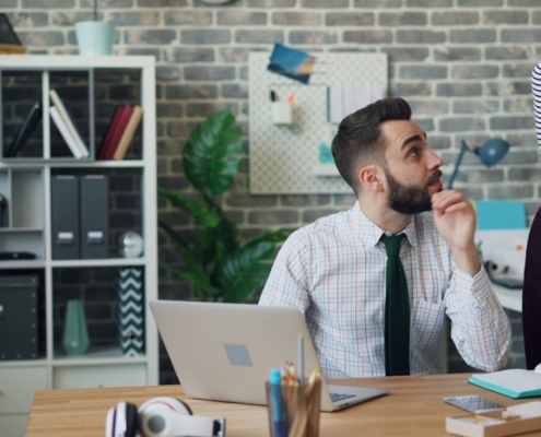 Transmission des PME tunisiennes : Comment la valorisation influence les négociations de cession - business - réunion dirigeants business Transmission des PME tunisiennes : Comment la valorisation influence les négociations de cession - business - réunion dirigeants business