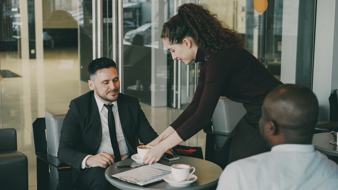 Trouver le meilleur repreneur pour son entreprise en Tunisie - business - analyse financière business